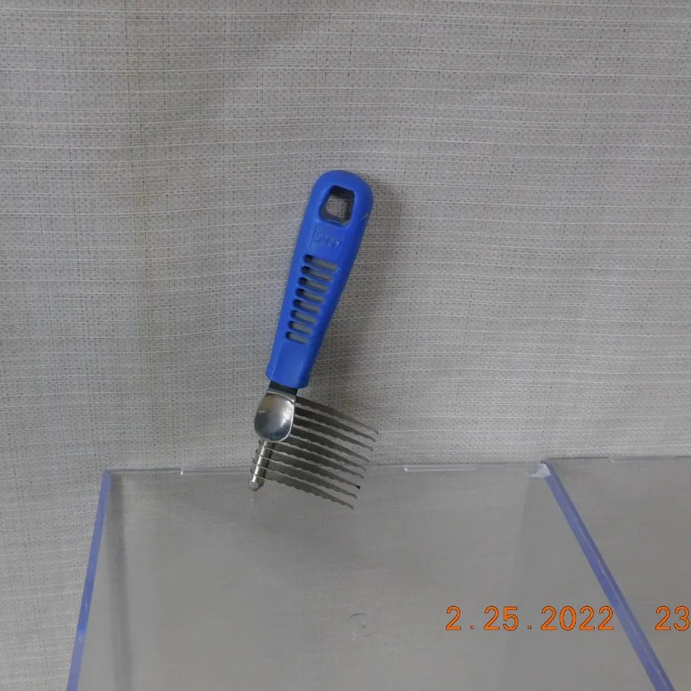 V-I-P Long Blade Dog & Cat Dematting Comb Rake Tool